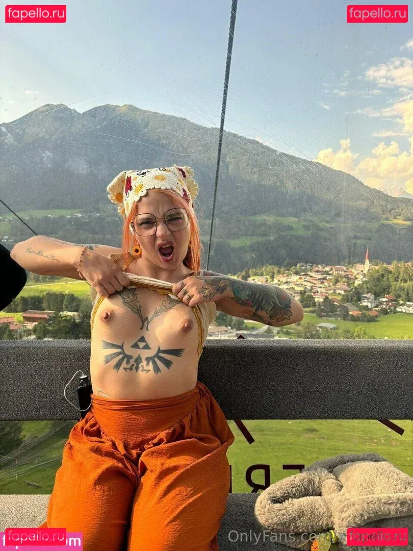 xhuronax Onlyfans Photo Gallery 