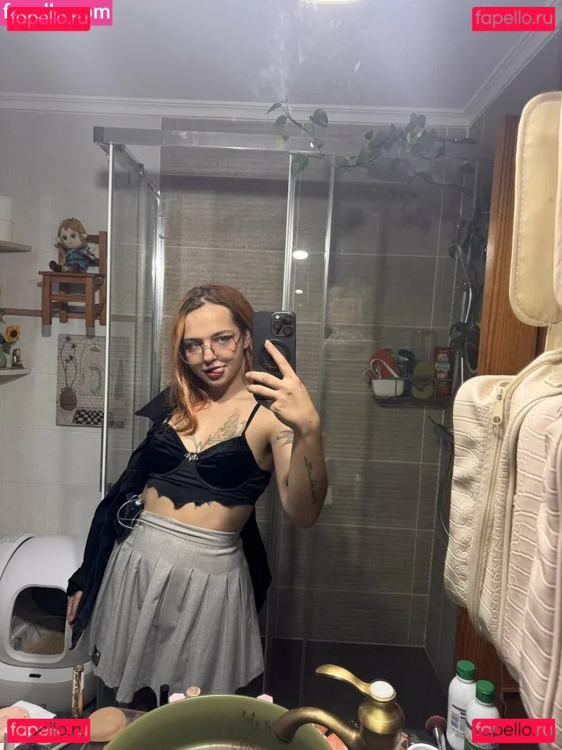 xhuronax Onlyfans Photo Gallery 