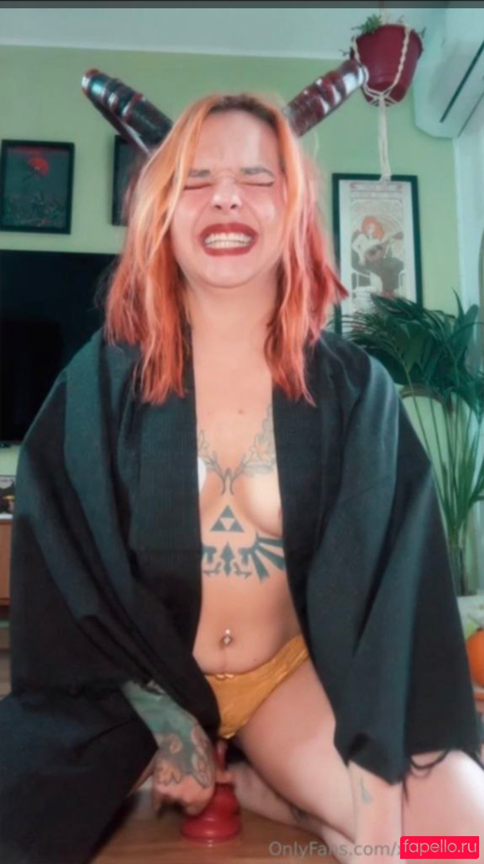 xhuronax Onlyfans Photo Gallery 