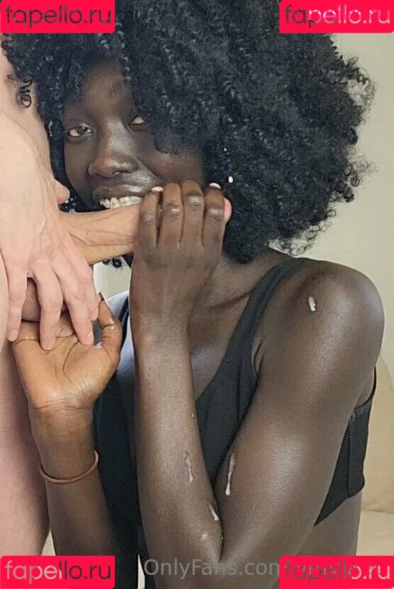 monamonhoe Onlyfans Photo Gallery 
