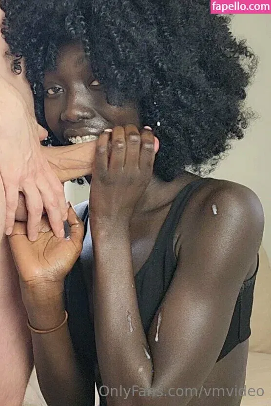 monamonhoe Onlyfans Photo Gallery 