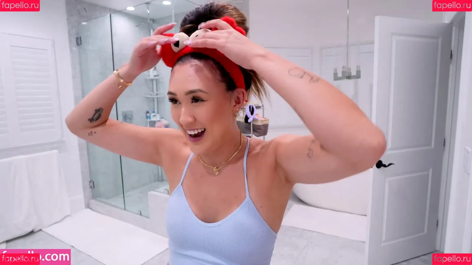 LaurDIY Onlyfans Photo Gallery 