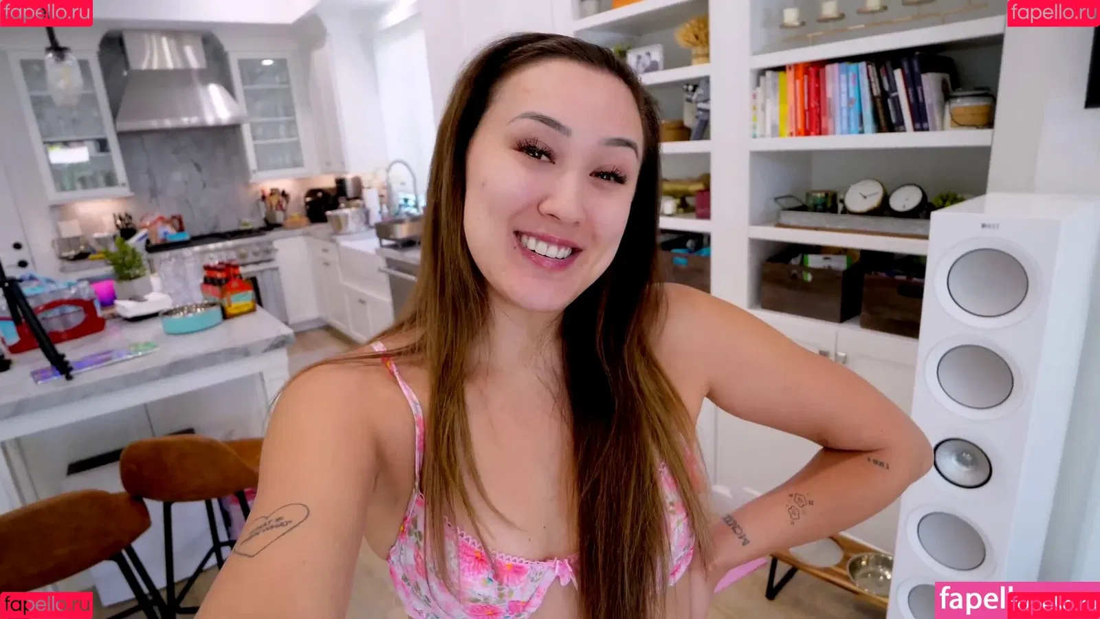 LaurDIY Onlyfans Photo Gallery 