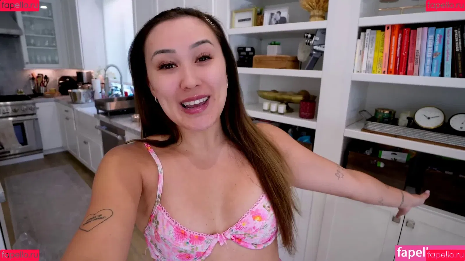 LaurDIY Onlyfans Photo Gallery 
