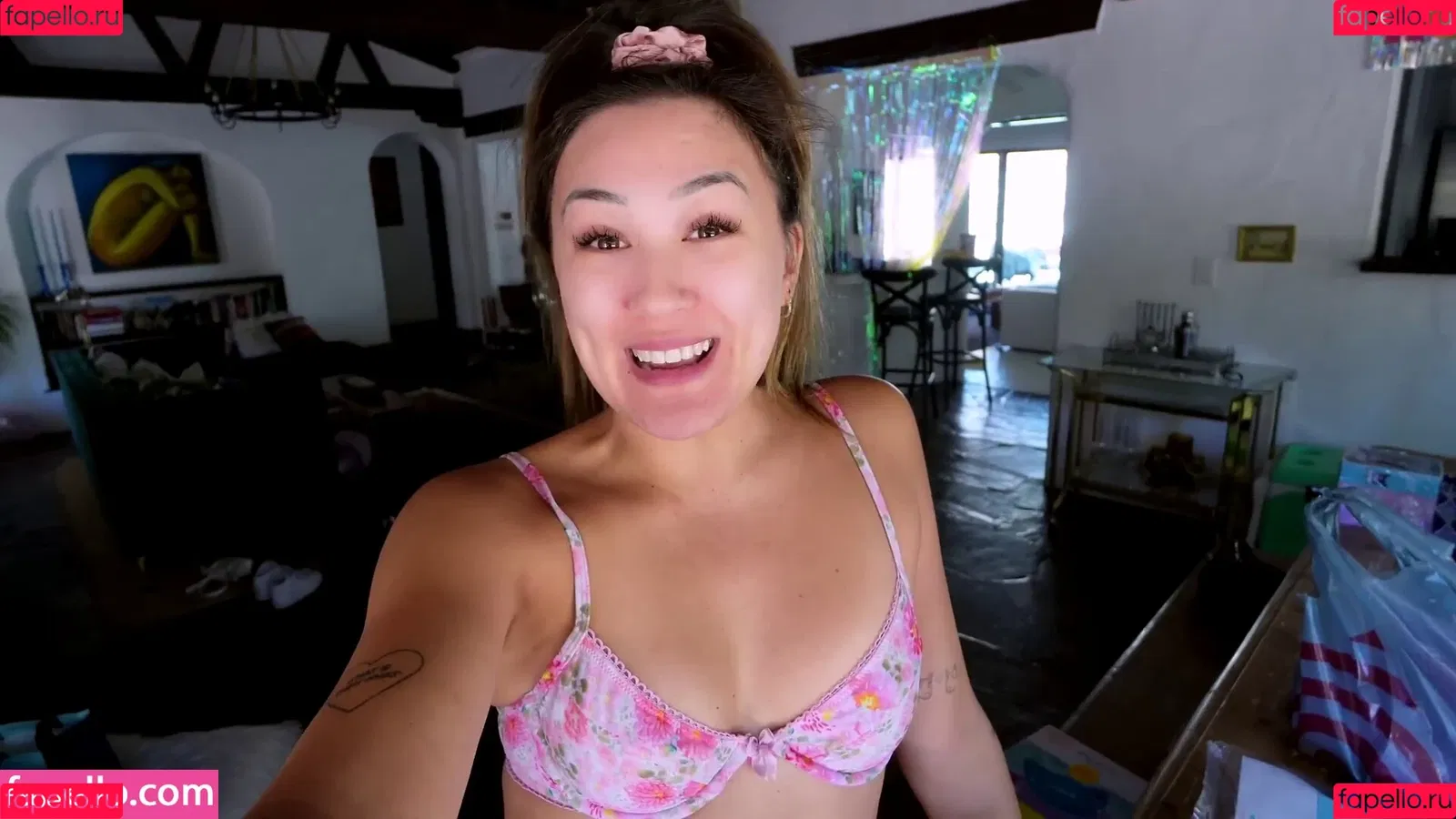 LaurDIY Onlyfans Photo Gallery 