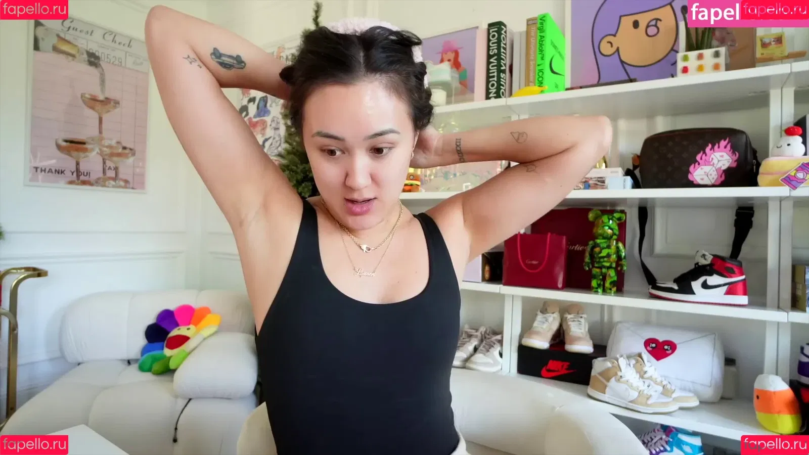 LaurDIY Onlyfans Photo Gallery 