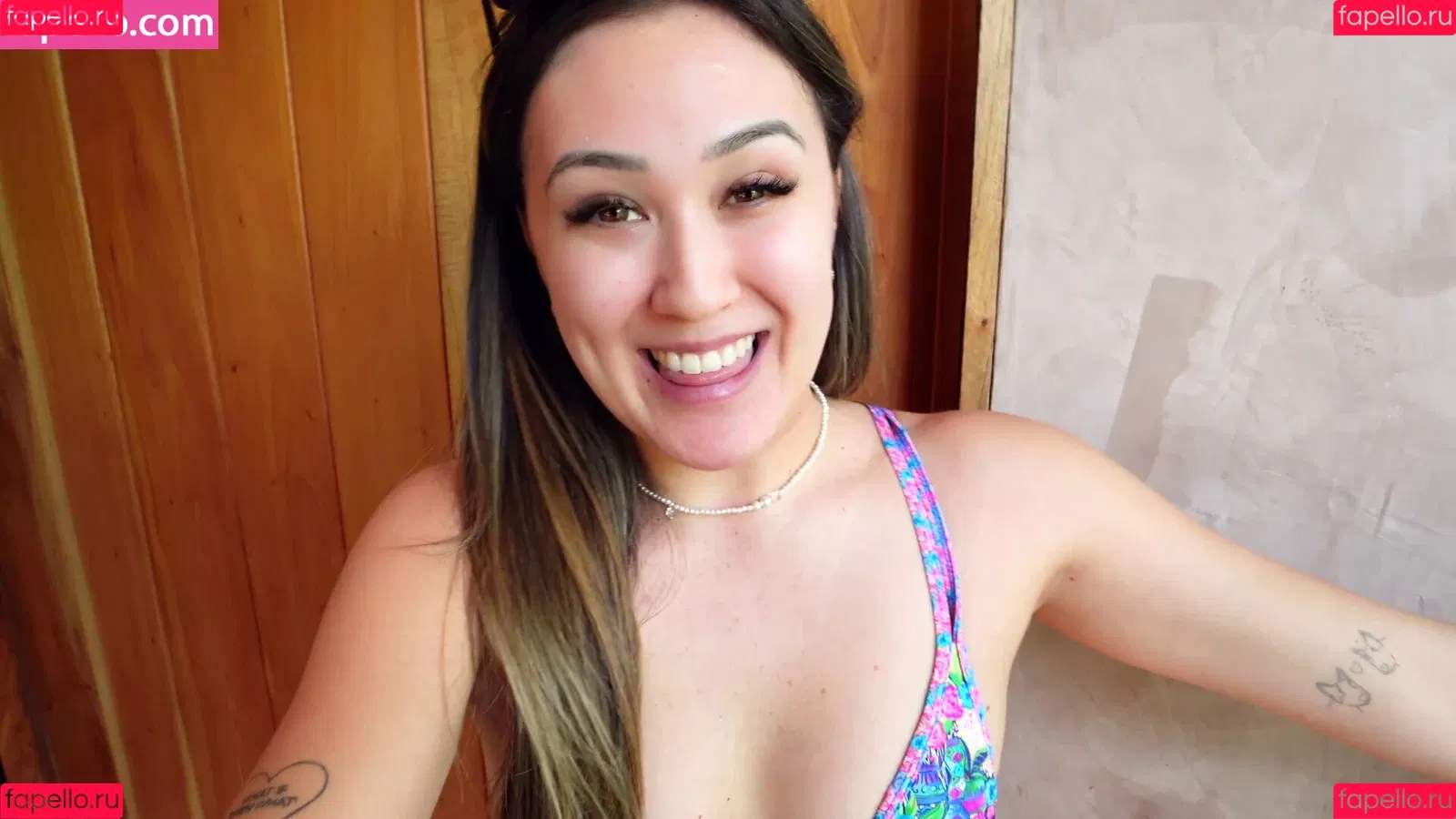 LaurDIY Onlyfans Photo Gallery 