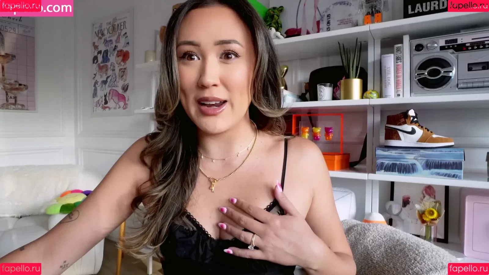 LaurDIY Onlyfans Photo Gallery 