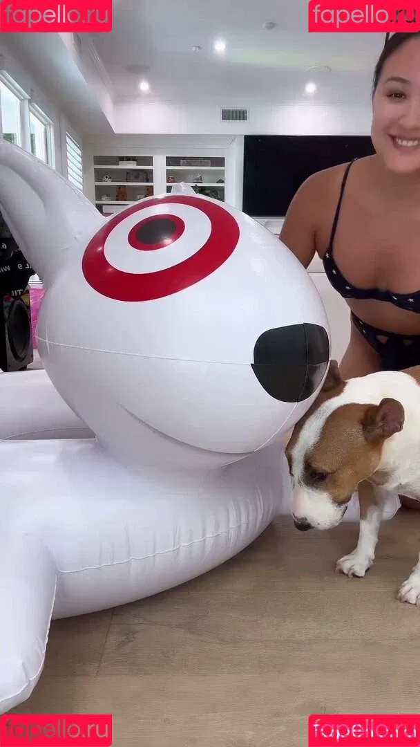 LaurDIY Onlyfans Photo Gallery 