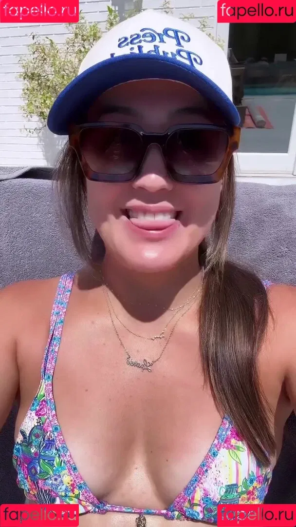LaurDIY Onlyfans Photo Gallery 