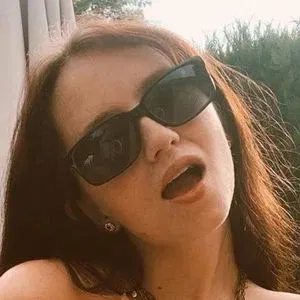 LaurDIY Onlyfans Photo Gallery 