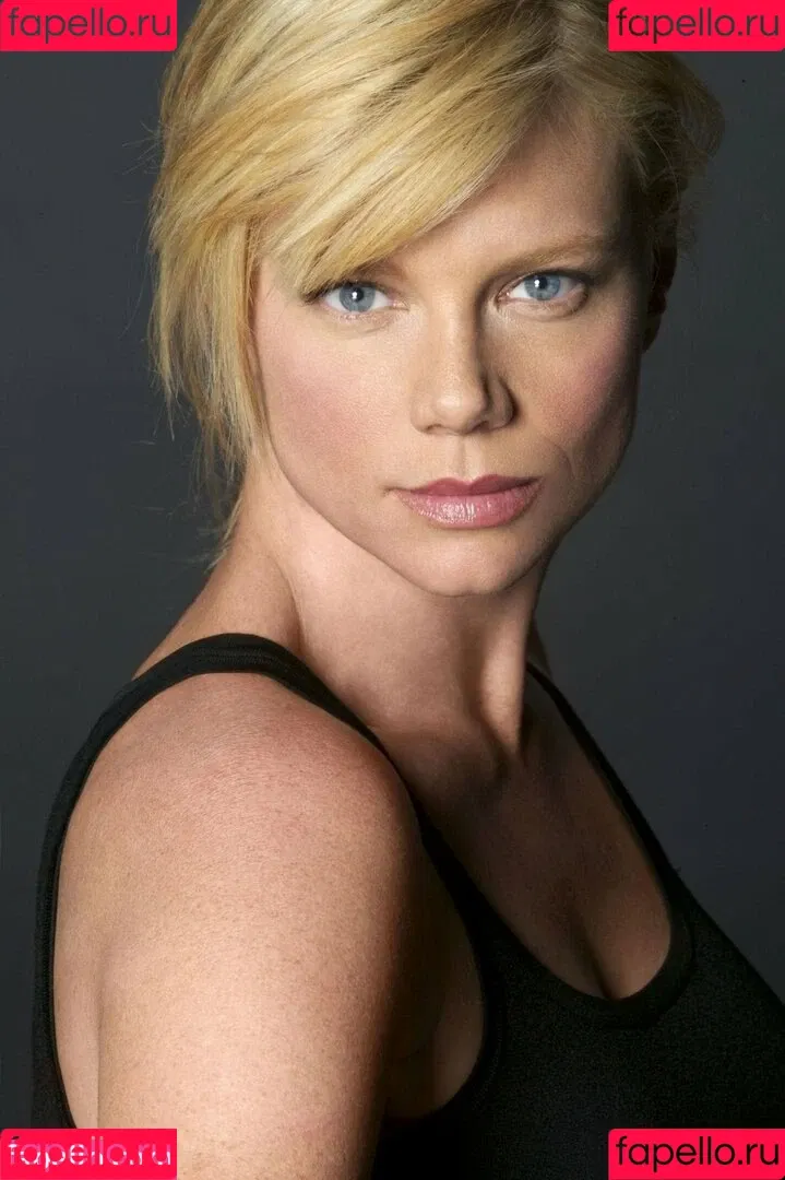 Peta Wilson Onlyfans Photo Gallery 