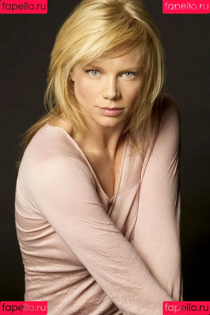 Peta Wilson Onlyfans Photo Gallery 