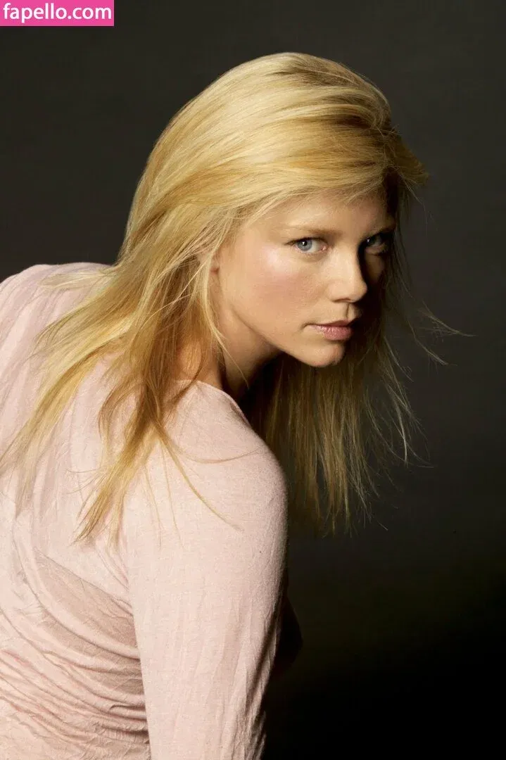 Peta Wilson Onlyfans Photo Gallery 