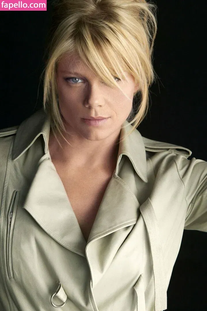 Peta Wilson Onlyfans Photo Gallery 