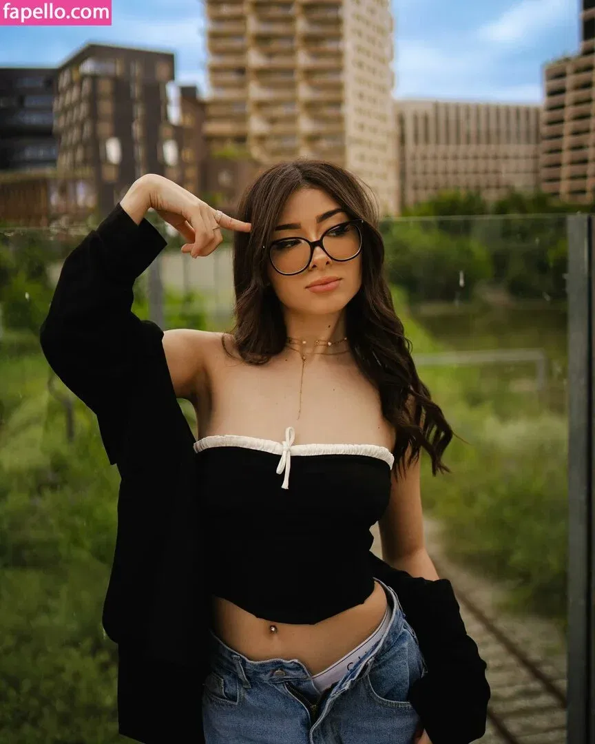 Helydia Onlyfans Photo Gallery 