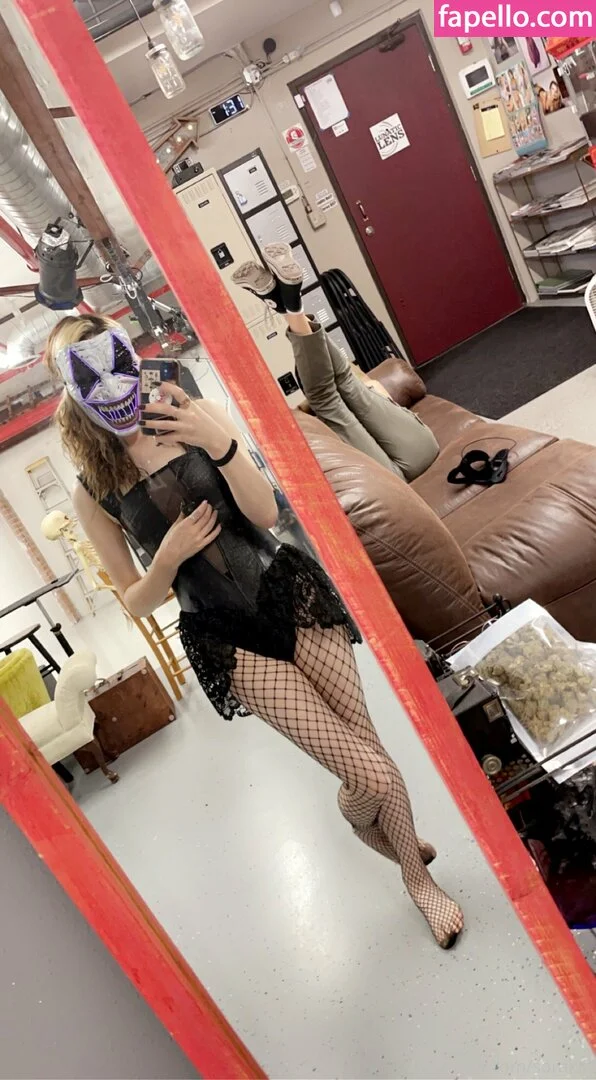 sorakat Onlyfans Photo Gallery 