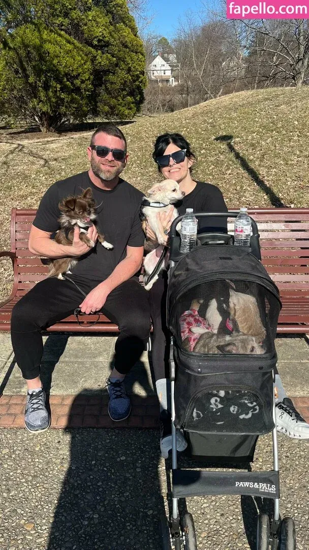 xxxhotwife Onlyfans Photo Gallery 