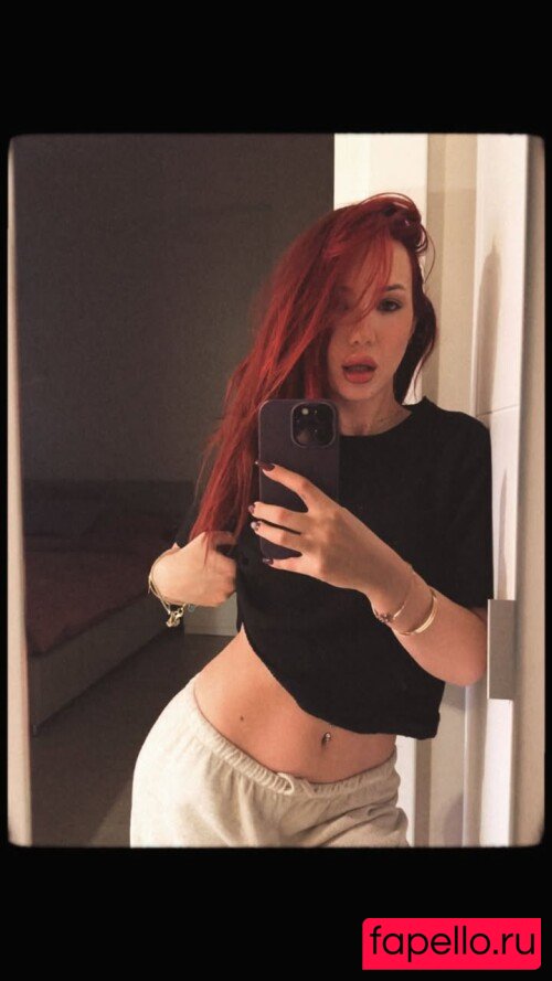 Öz Ba?ak Nude Onlyfans Photo 33