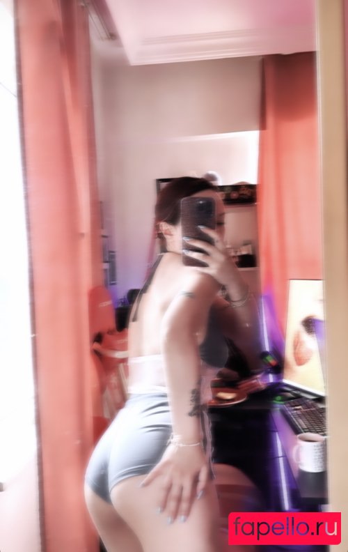 Öz Ba?ak Nude Onlyfans Photo 20
