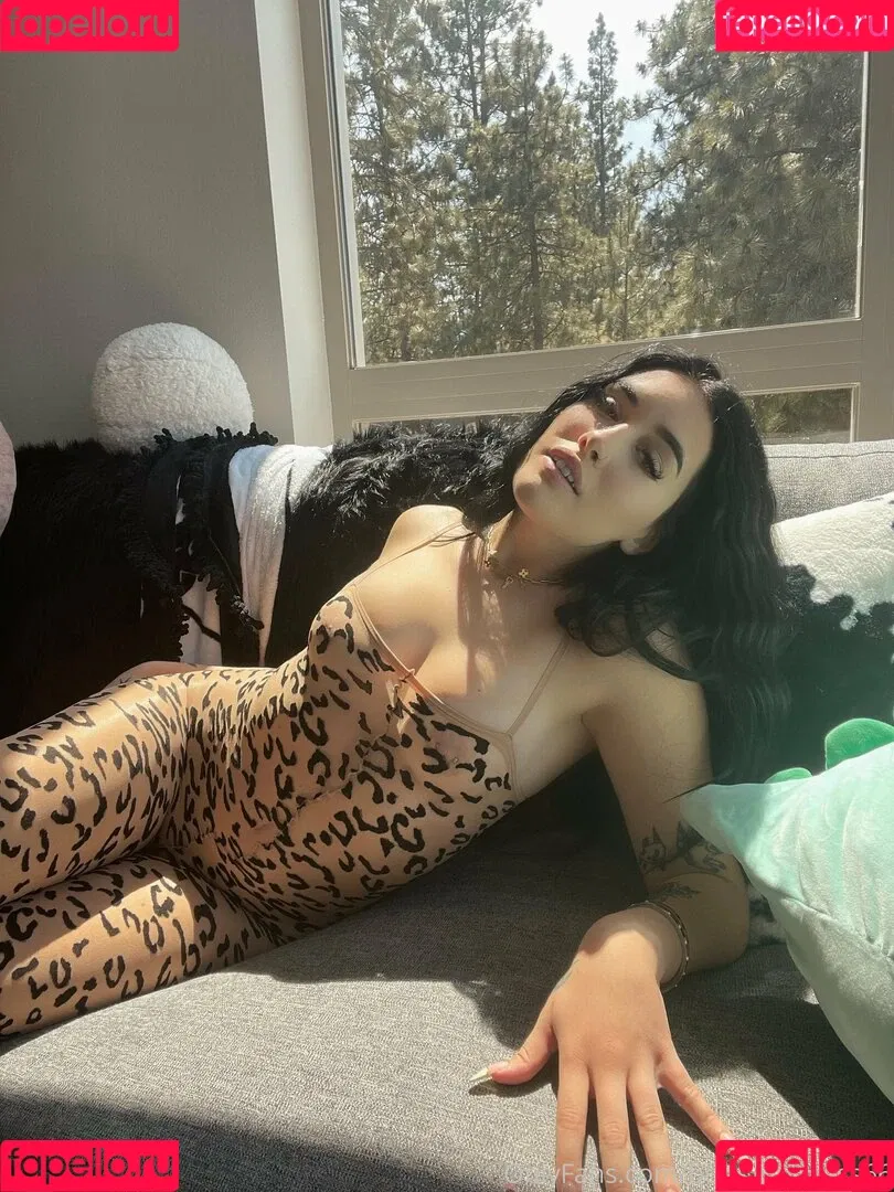 internetth0tt Onlyfans Photo Gallery 