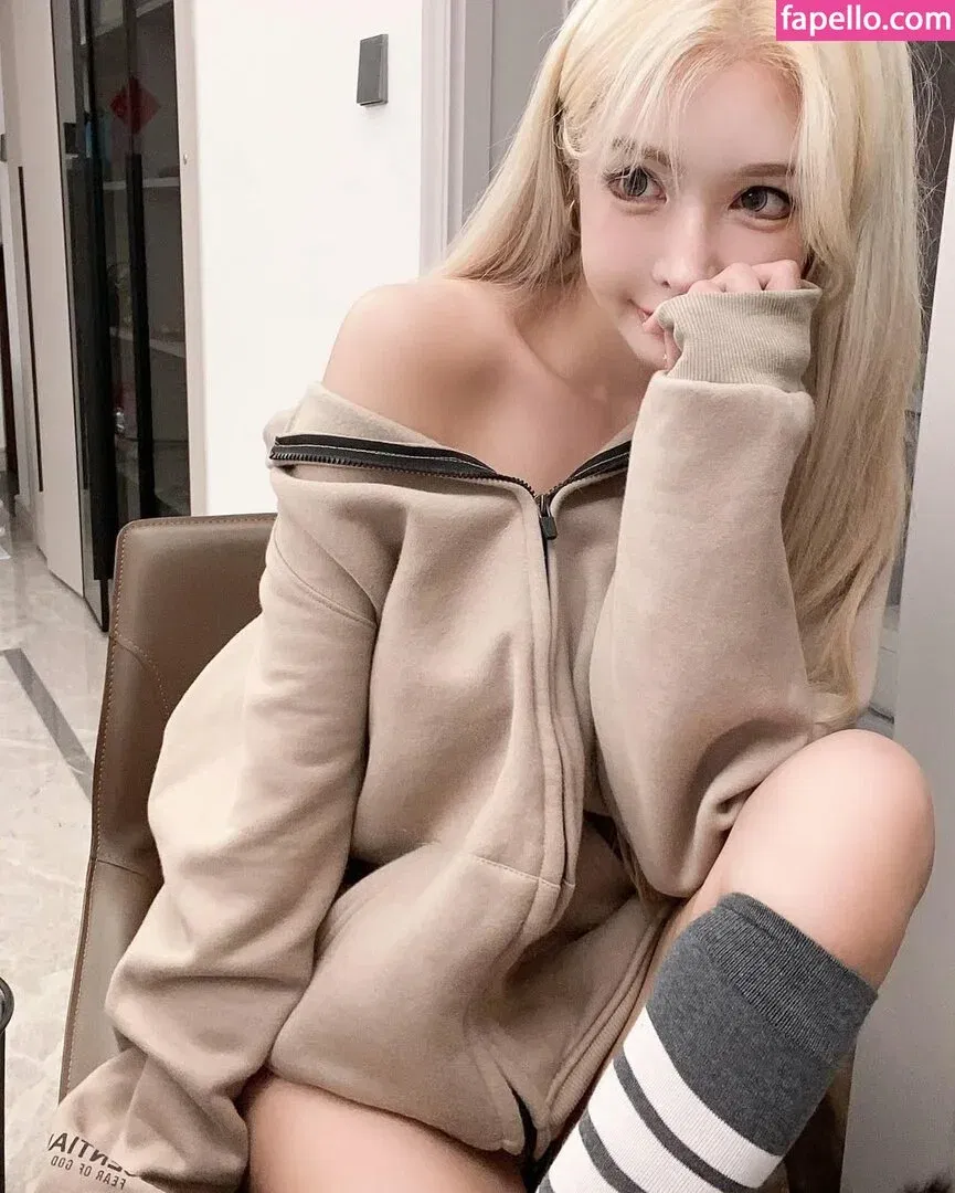 Yu Zhi Qing Onlyfans Photo Gallery 