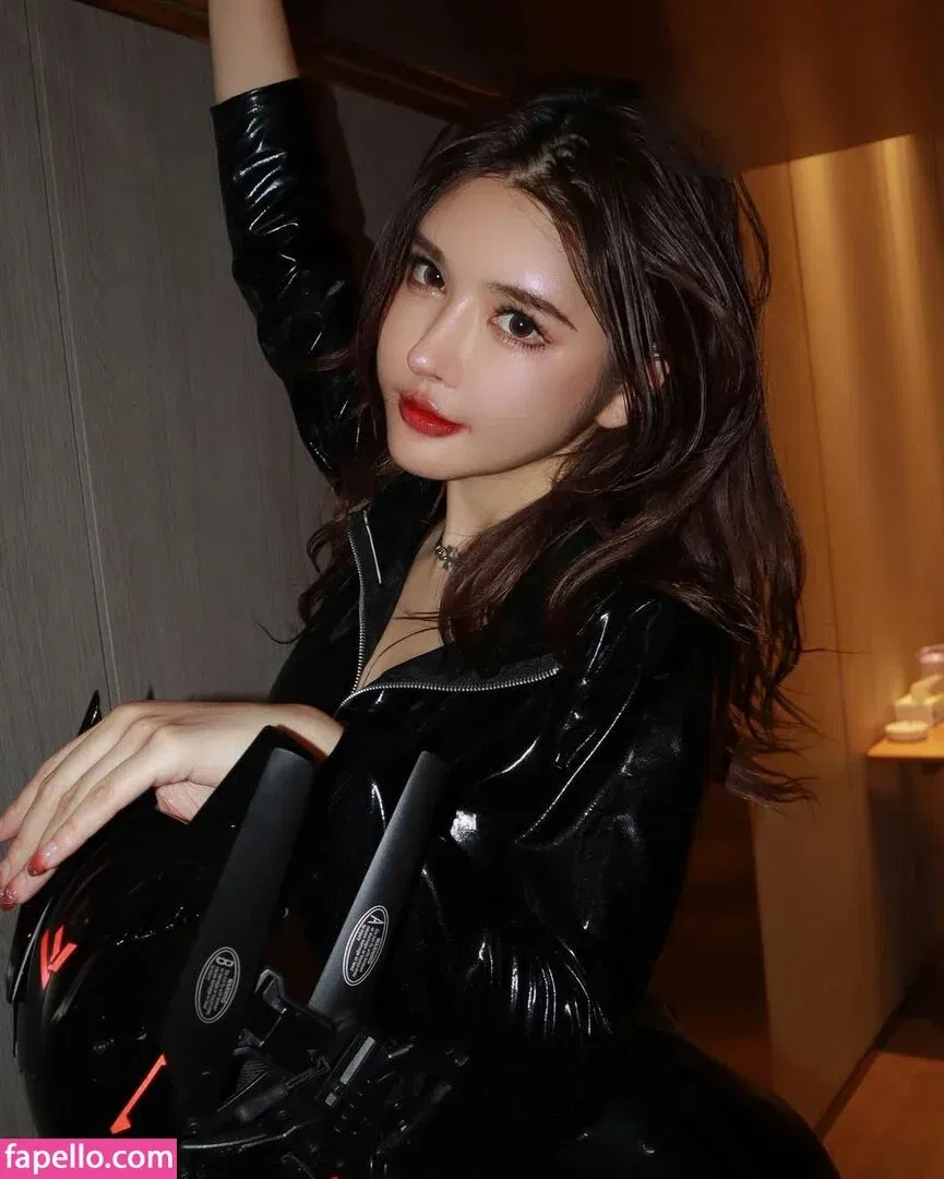 Yu Zhi Qing Onlyfans Photo Gallery 