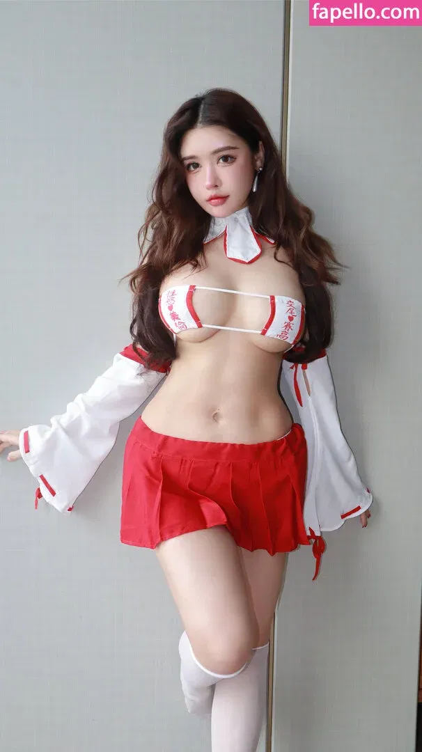 Yu Zhi Qing Onlyfans Photo Gallery 