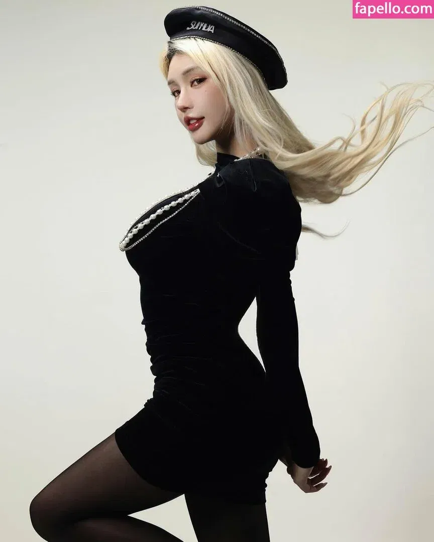 Yu Zhi Qing Onlyfans Photo Gallery 