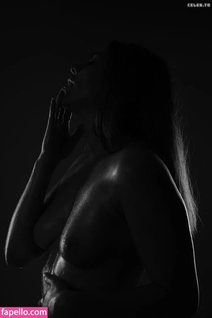 Biker_qu33n Onlyfans Photo Gallery 