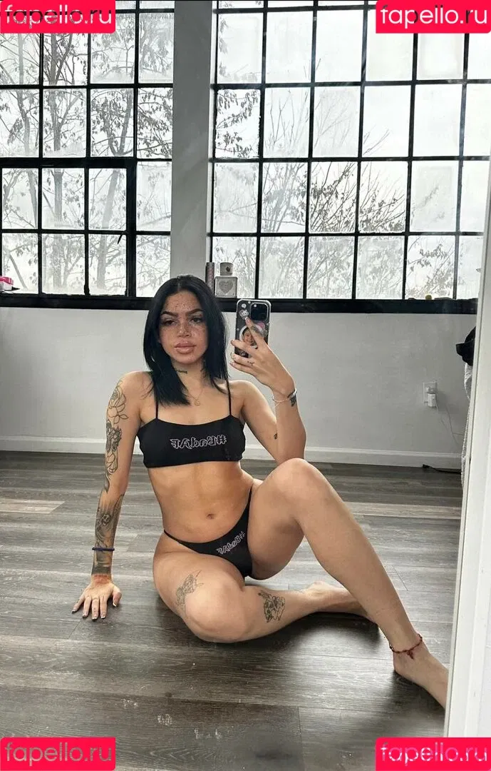 vanessaswrlddd Onlyfans Photo Gallery 