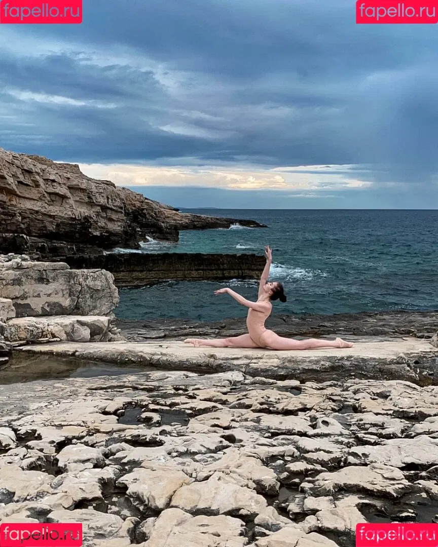 Jadwiga Koc Onlyfans Photo Gallery 