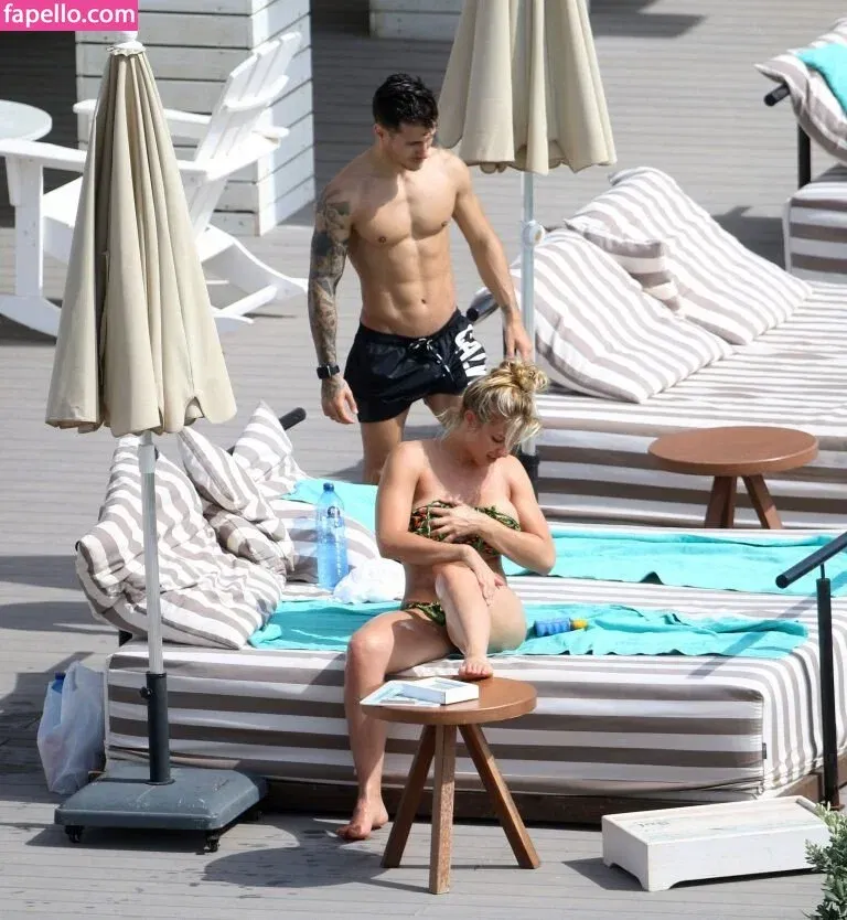 Ms Gunn Onlyfans Photo Gallery 