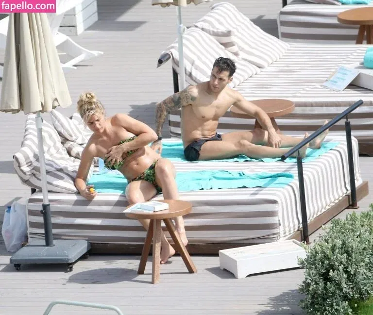 Ms Gunn Onlyfans Photo Gallery 