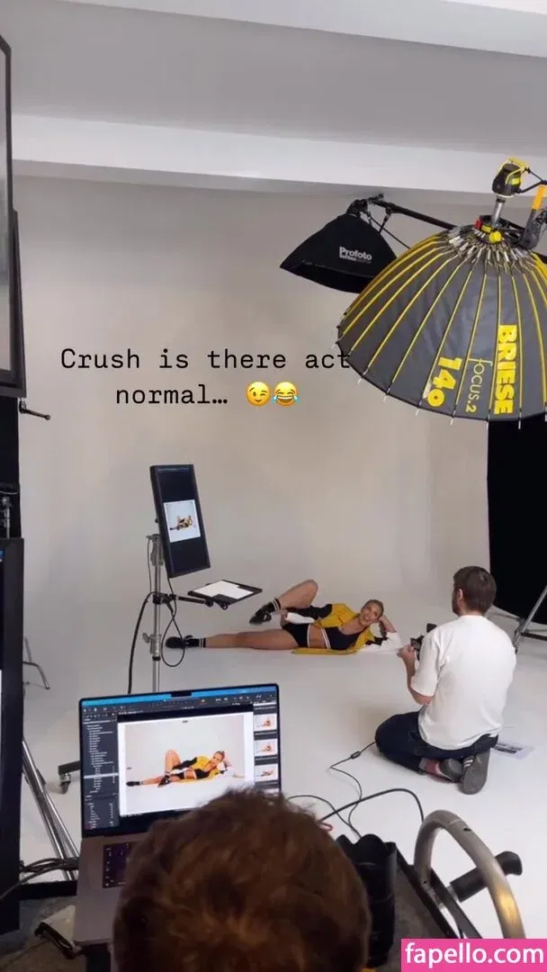 Ms Gunn Onlyfans Photo Gallery 