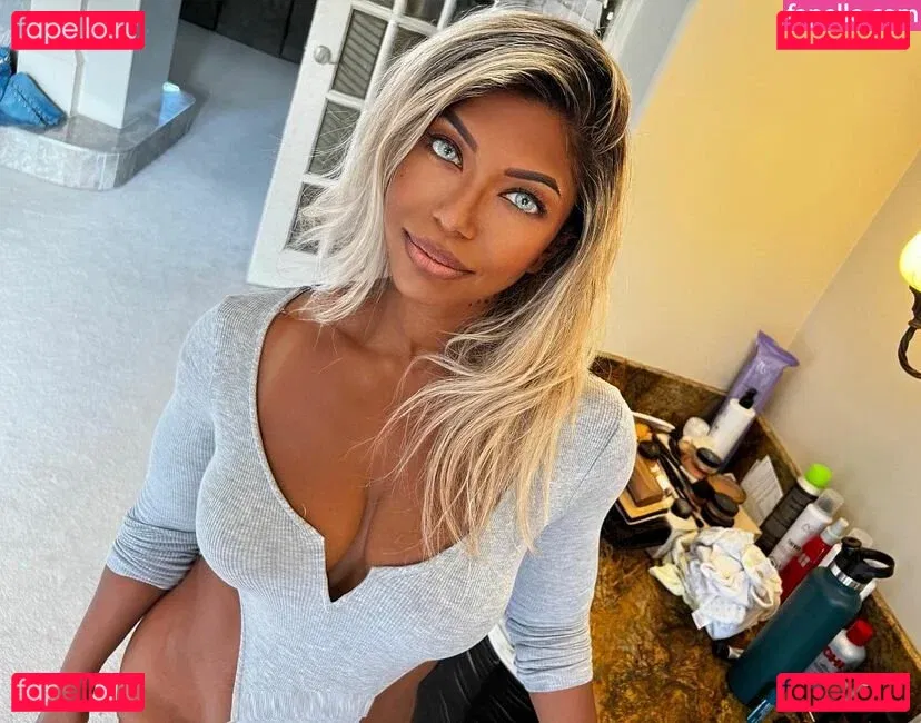 Urlilloli Onlyfans Photo Gallery 