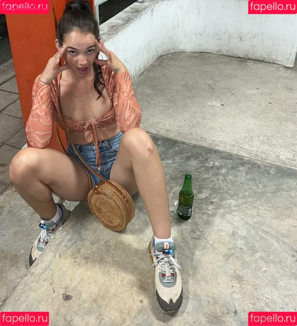 liciouzvicky Onlyfans Photo Gallery 