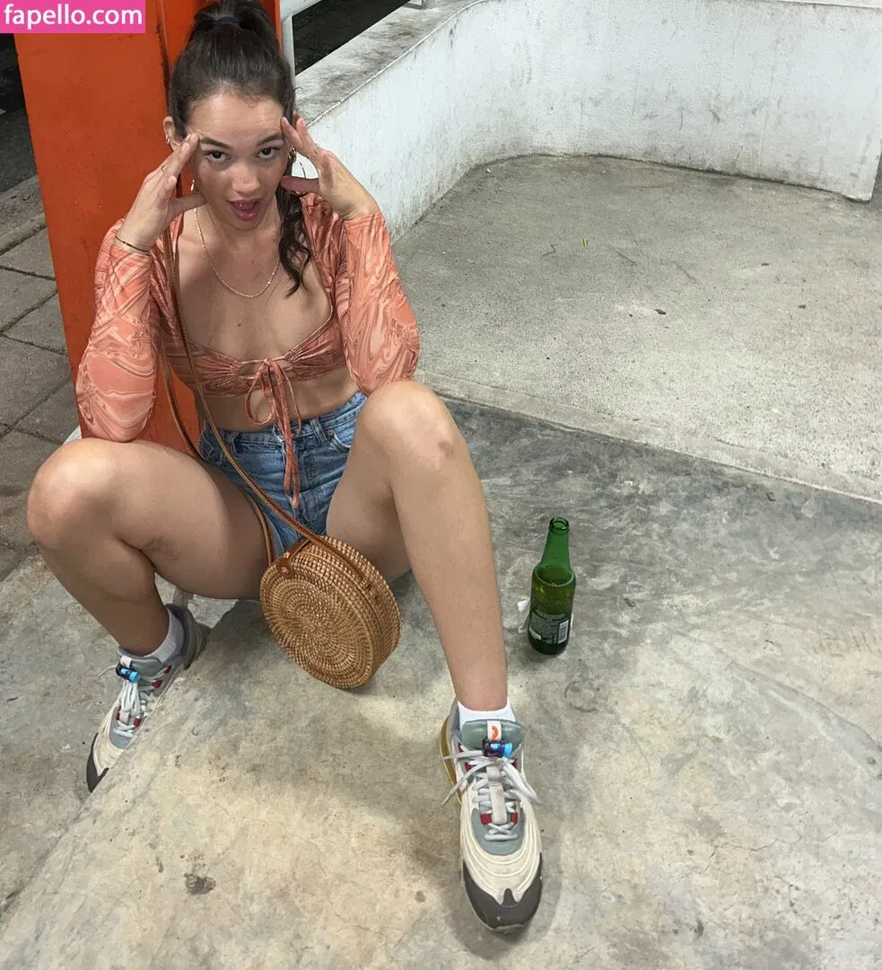 liciouzvicky Onlyfans Photo Gallery 