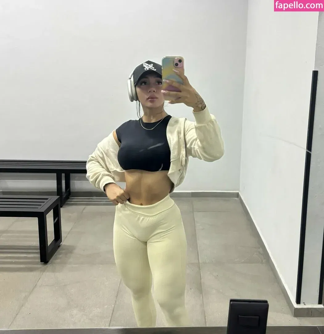 amberestefania_ - Amber Escalante Onlyfans Photo Gallery 