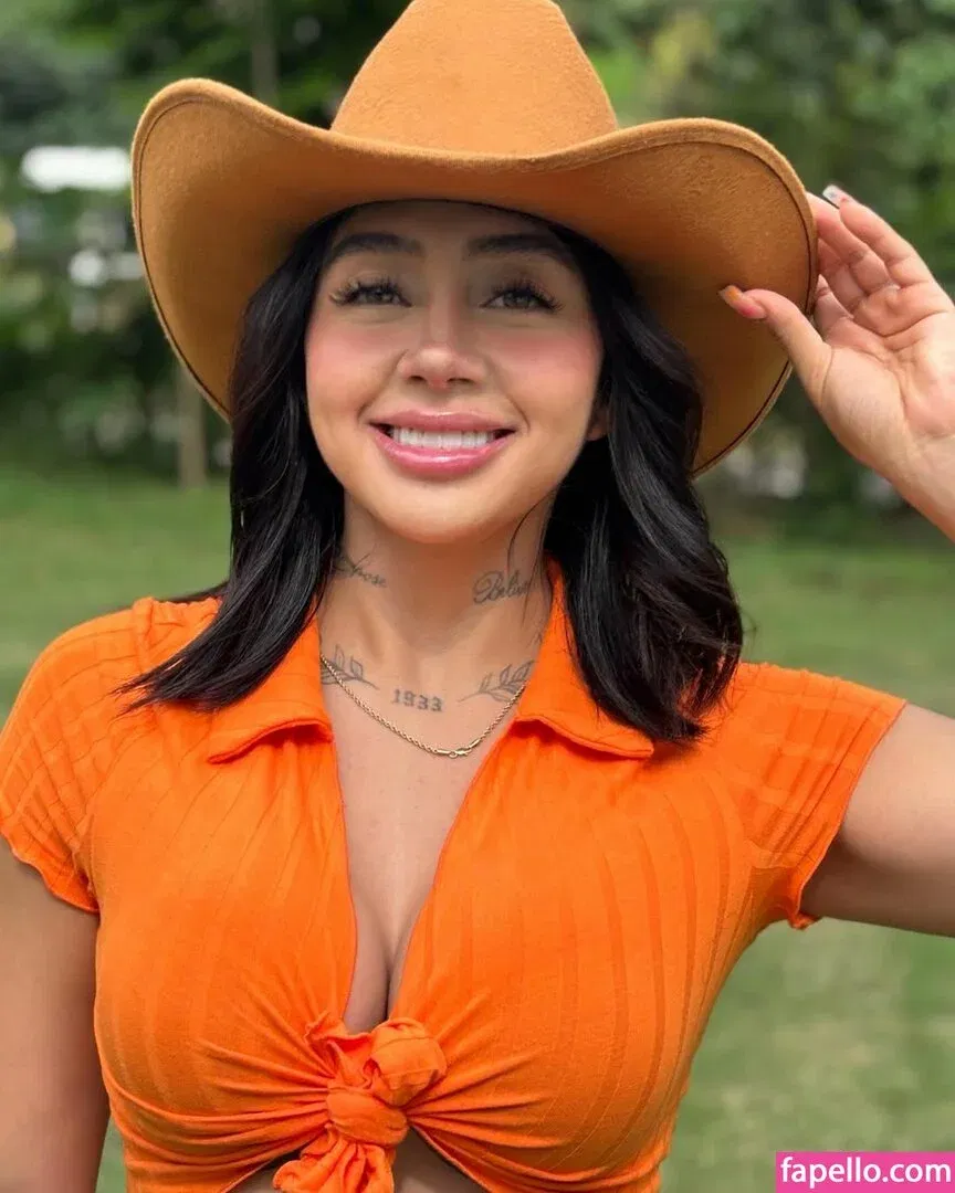 amberestefania_ - Amber Escalante Onlyfans Photo Gallery 