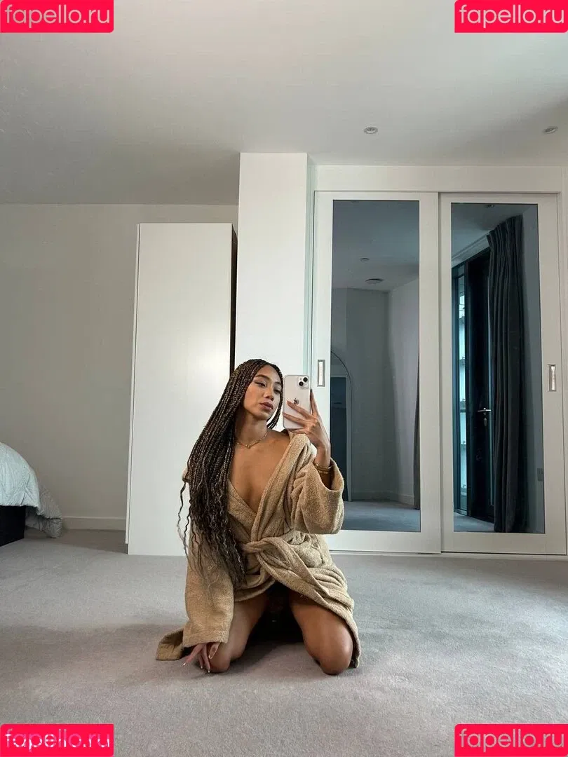 by.sienna Onlyfans Photo Gallery 