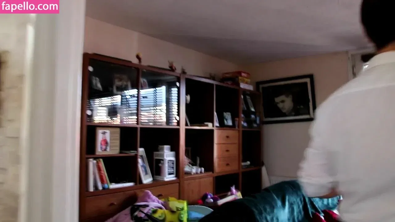 Alice Small Onlyfans Photo Gallery 