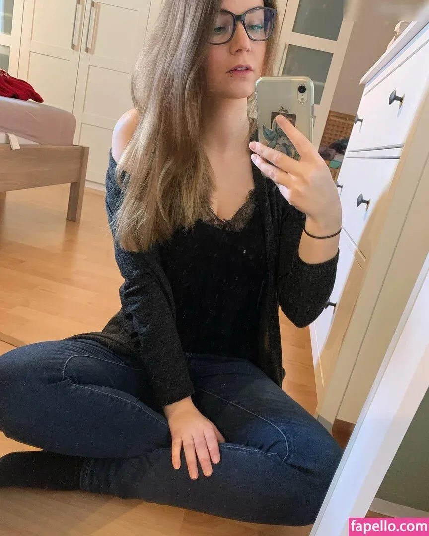 Jovlekaline Onlyfans Photo Gallery 