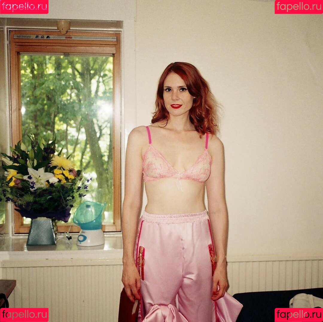 Kate Nash Onlyfans Photo Gallery 