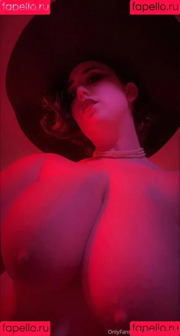 kitty_leroux00 Onlyfans Photo Gallery 