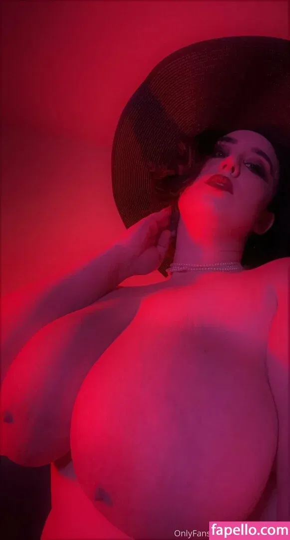 kitty_leroux00 Onlyfans Photo Gallery 