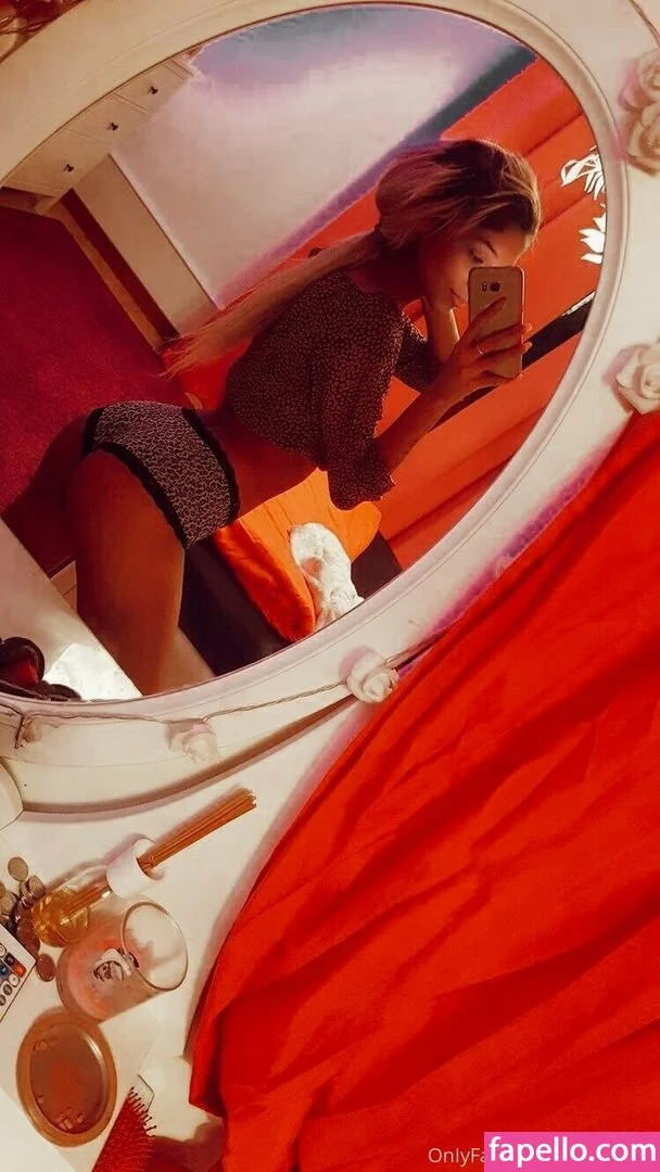 lynn_babyy Onlyfans Photo Gallery 