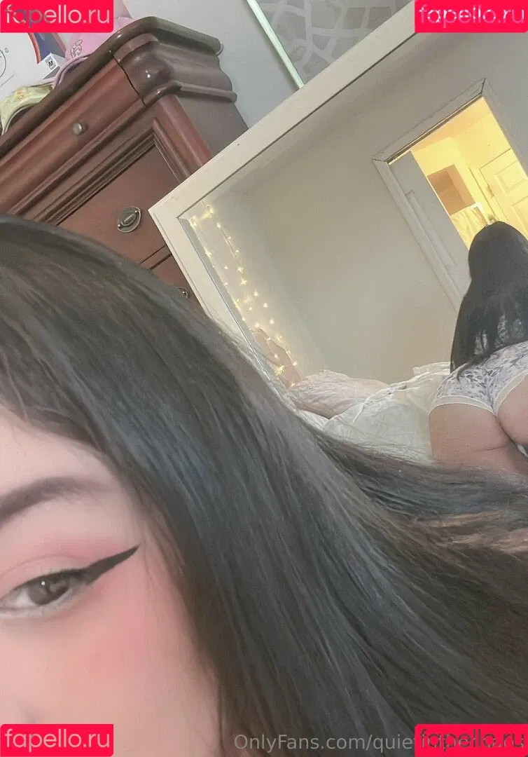 quietinthechaos Onlyfans Photo Gallery 