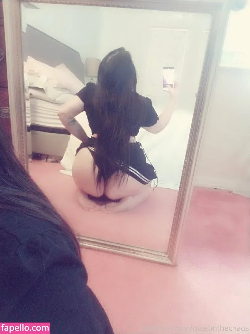 quietinthechaos Onlyfans Photo Gallery 
