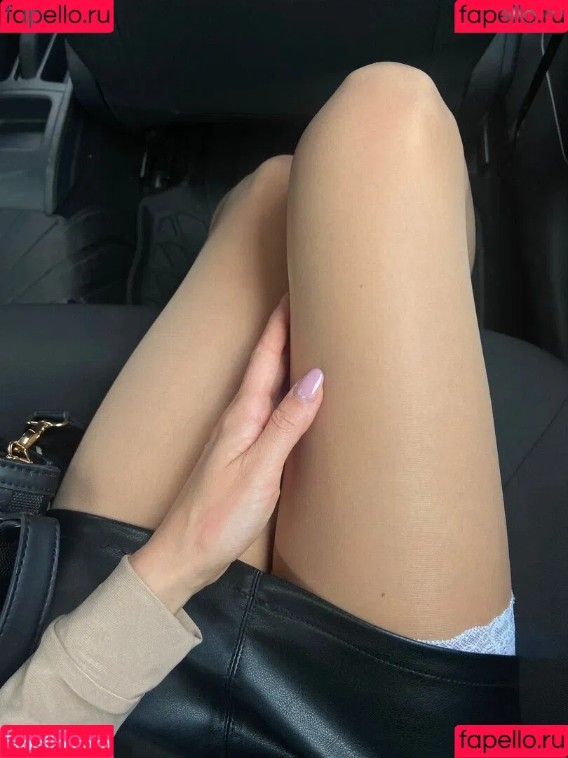 Natalie (Avo) Onlyfans Photo Gallery 